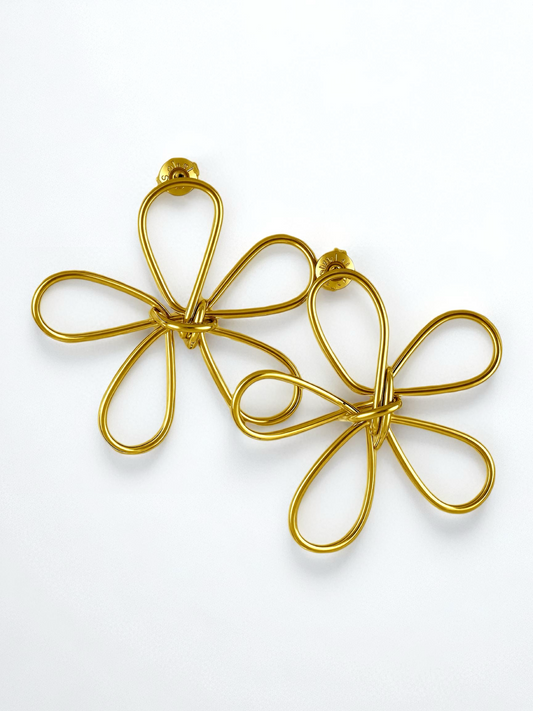 Arete Flor de Oro